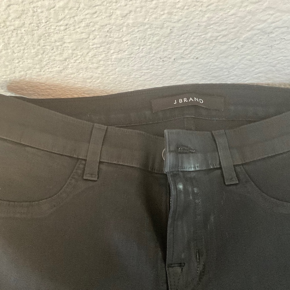 NWOT J BRAND JET BLACK COATED SUPPER SKINNY JEGGINGS JEANS 30